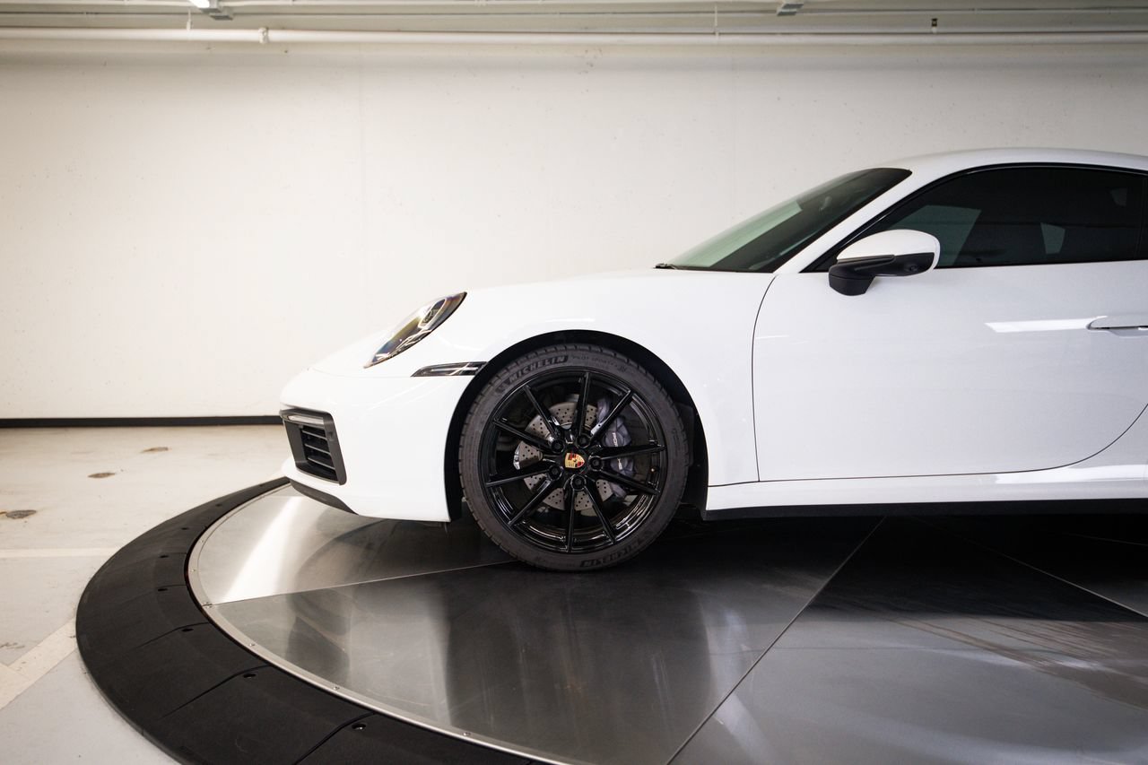 Certified 2023 Porsche 911 Carrera RWD image 11