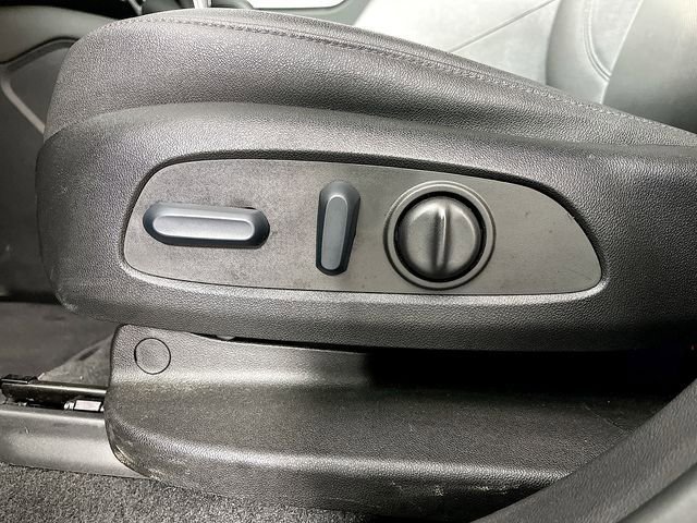 Used 2022 Chevrolet Blazer LT image 16