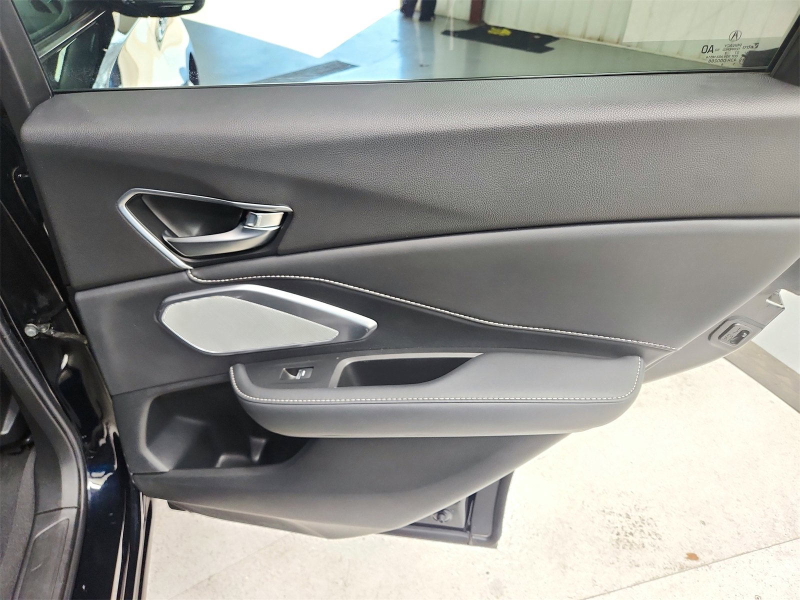 Used 2023 Acura RDX w/ Technology Package image 41