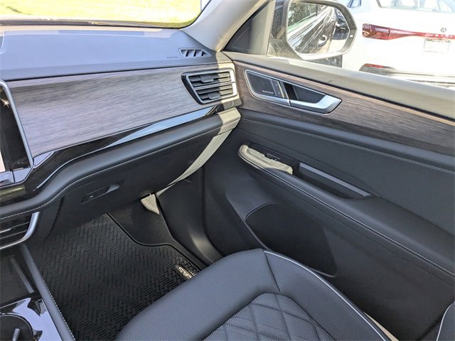 New 2026 Volkswagen Atlas SEL Premium R-Line image 18