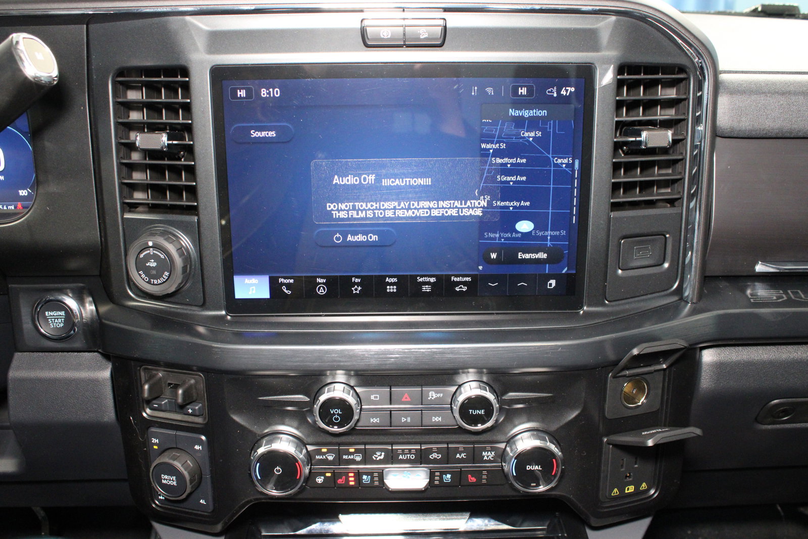 New 2025 Ford F350 Lariat w/ Lariat Ultimate Package image 13