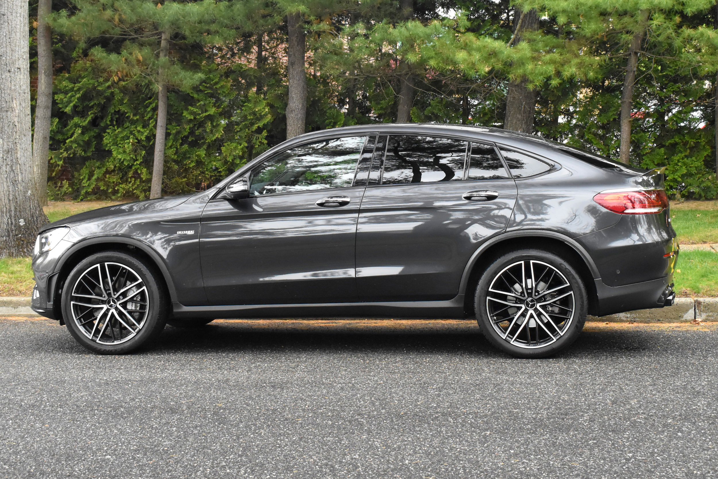 Used 2022 Mercedes-Benz GLC 43 AMG 4MATIC image 4