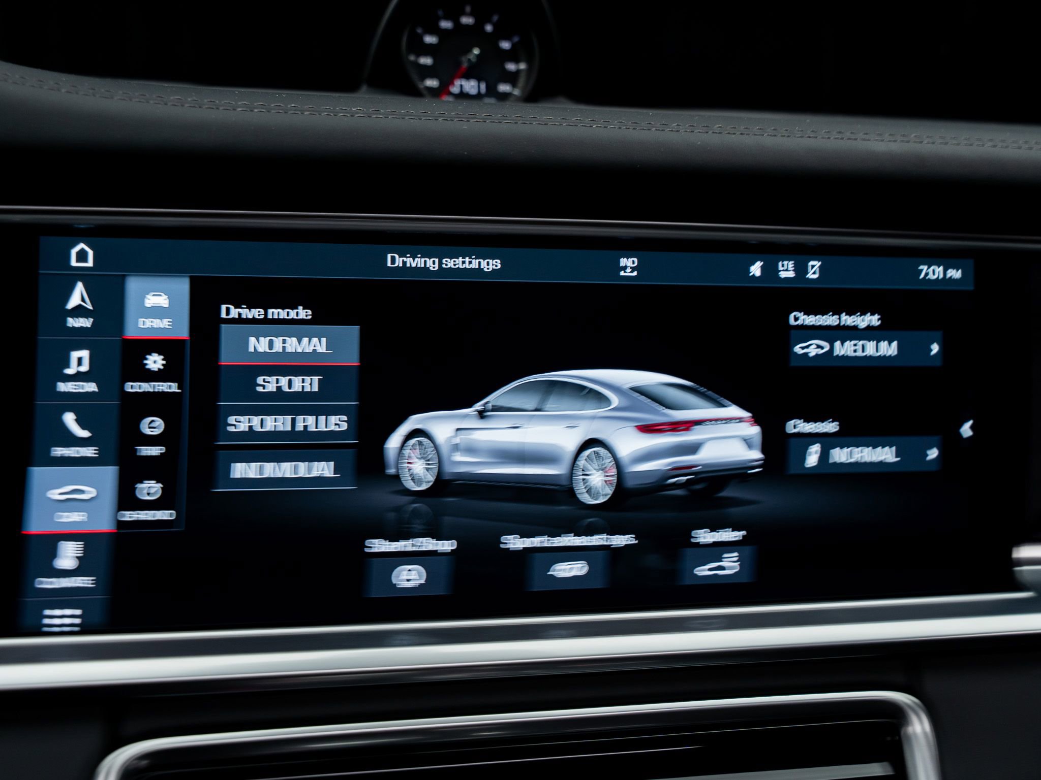 Used 2019 Porsche Panamera GTS w/ Assistance Package image 60