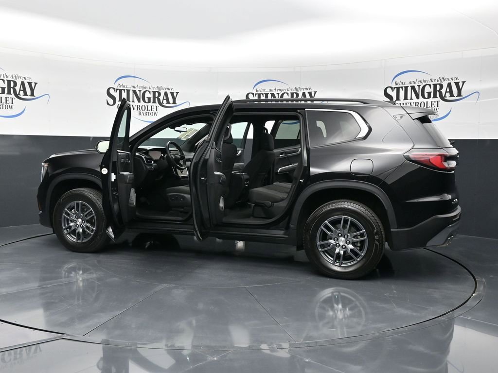 Used 2025 GMC Acadia Elevation image 28