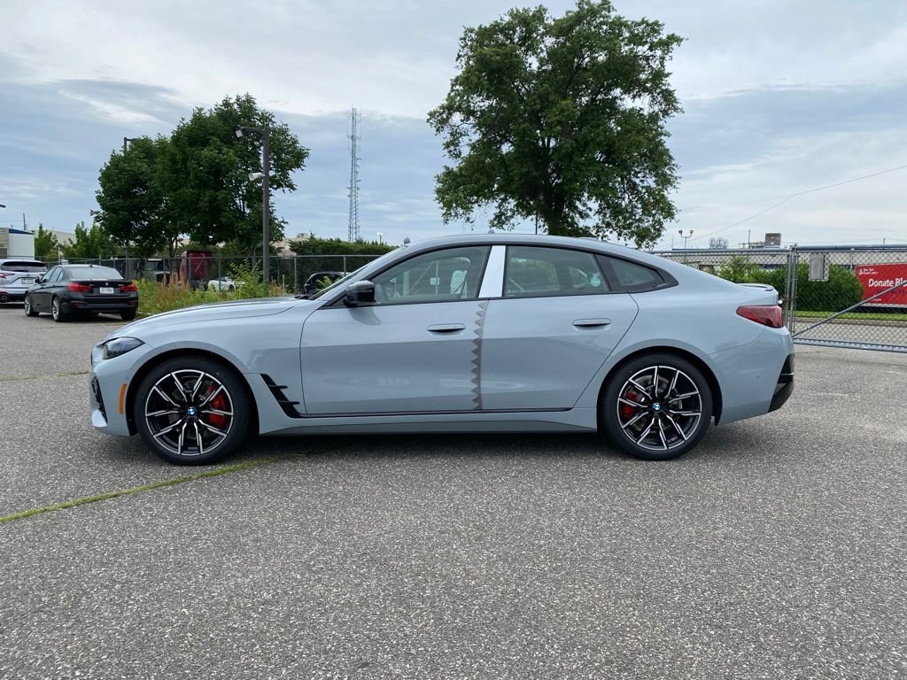 New 2026 BMW 430i xDrive w/ M Sport Package AWD/4WD image 4