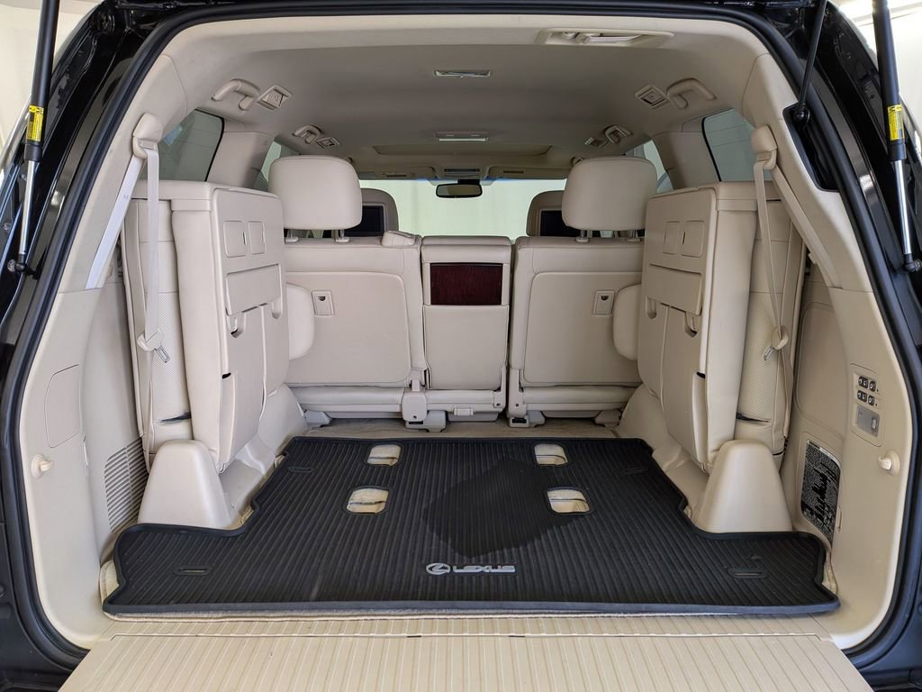 Used 2015 Lexus LX 570 4WD image 35