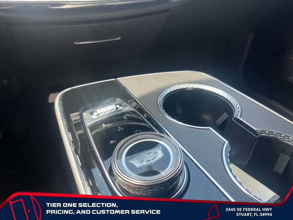Used 2025 Cadillac Lyriq Luxury RWD image 29