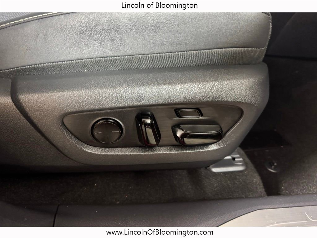 Used 2024 Lexus RX 450h AWD w/ Convenience Package image 18