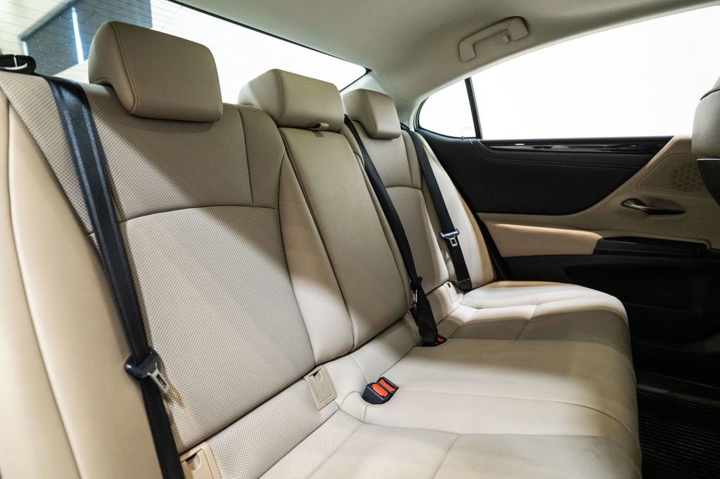 Used 2020 Lexus ES 350 w/ Premium Package FWD image 34