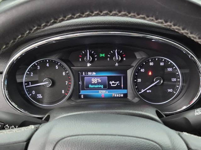 Used 2022 Buick Encore Preferred w/ Safety Package image 25