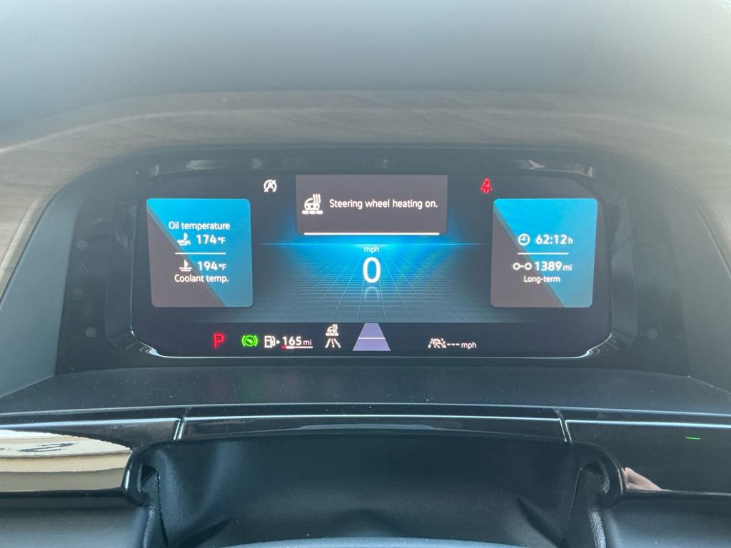 Used 2025 Volkswagen Atlas SE image 18