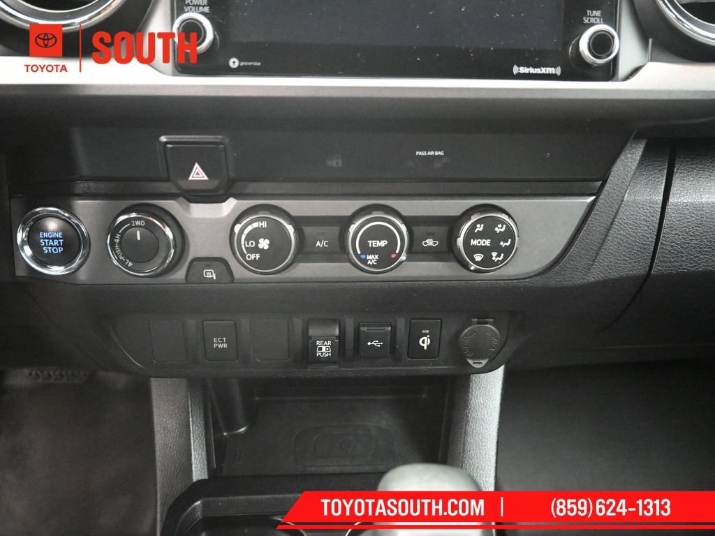 Used 2020 Toyota Tacoma TRD Off-Road AWD/4WD image 24