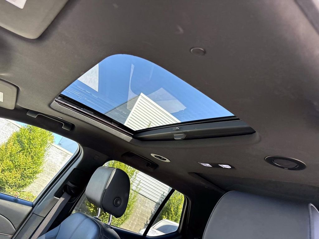 Used 2023 Chevrolet Traverse RS w/ LPO, Floor Liner Package image 27