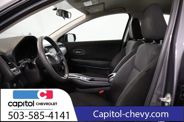 Used 2017 Honda HR-V LX image 11