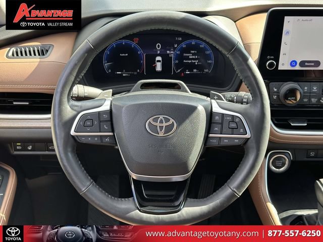 Used 2024 Toyota Grand Highlander AWD image 20