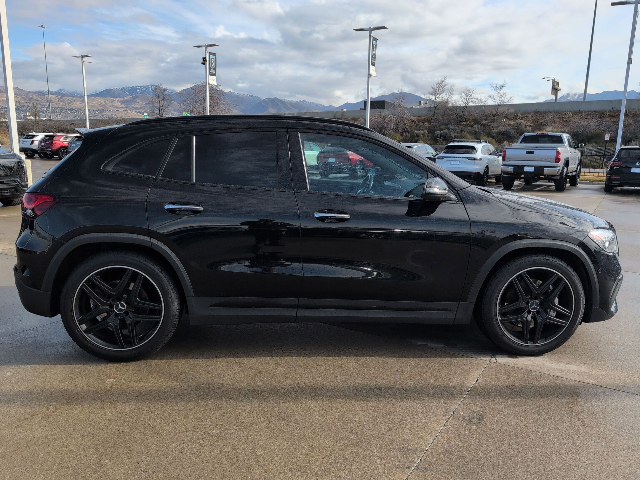 Used 2022 Mercedes-Benz GLA 35 AMG 4MATIC image 7