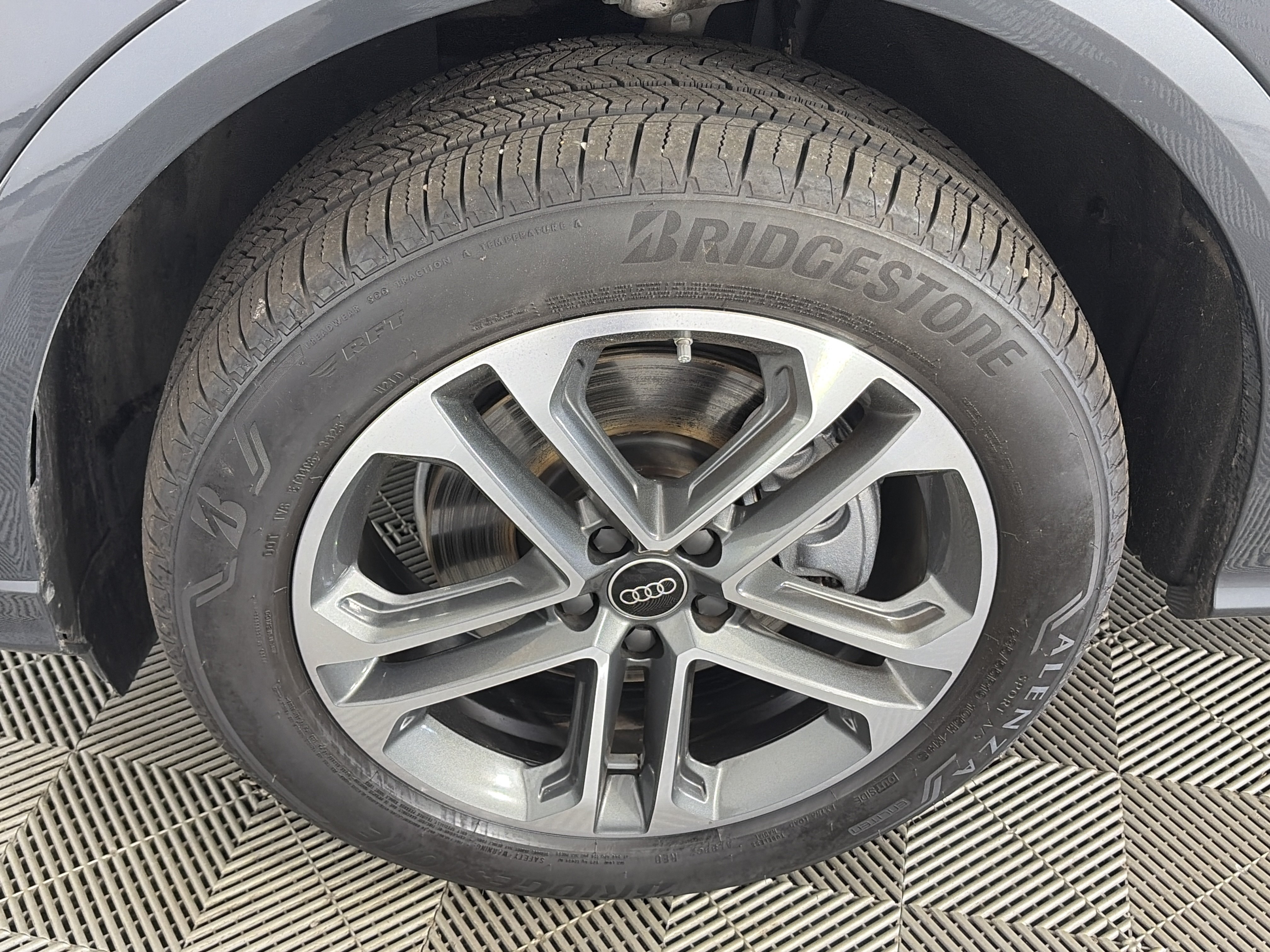 Used 2025 Audi Q5 Premium Plus w/ Premium Plus AWD/4WD image 13