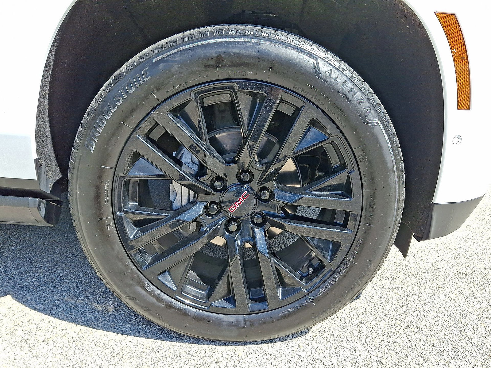 Certified 2025 GMC Yukon Denali w/ Sun & Power Step Package image 27