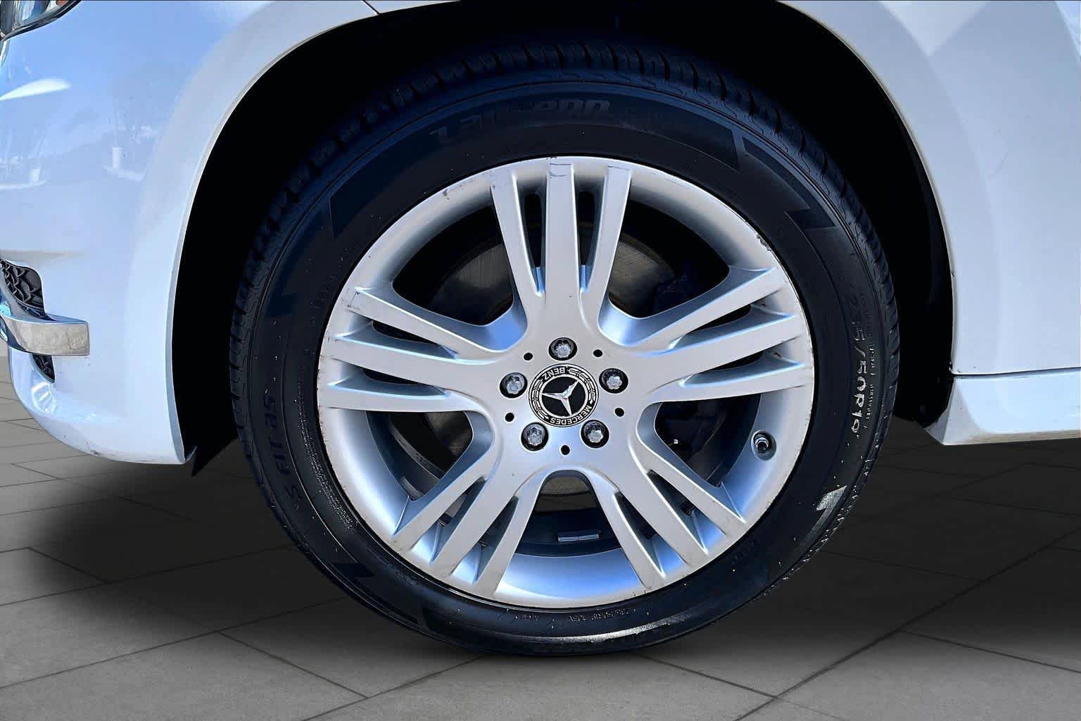 Used 2015 Mercedes-Benz GLK 350 2WD image 9