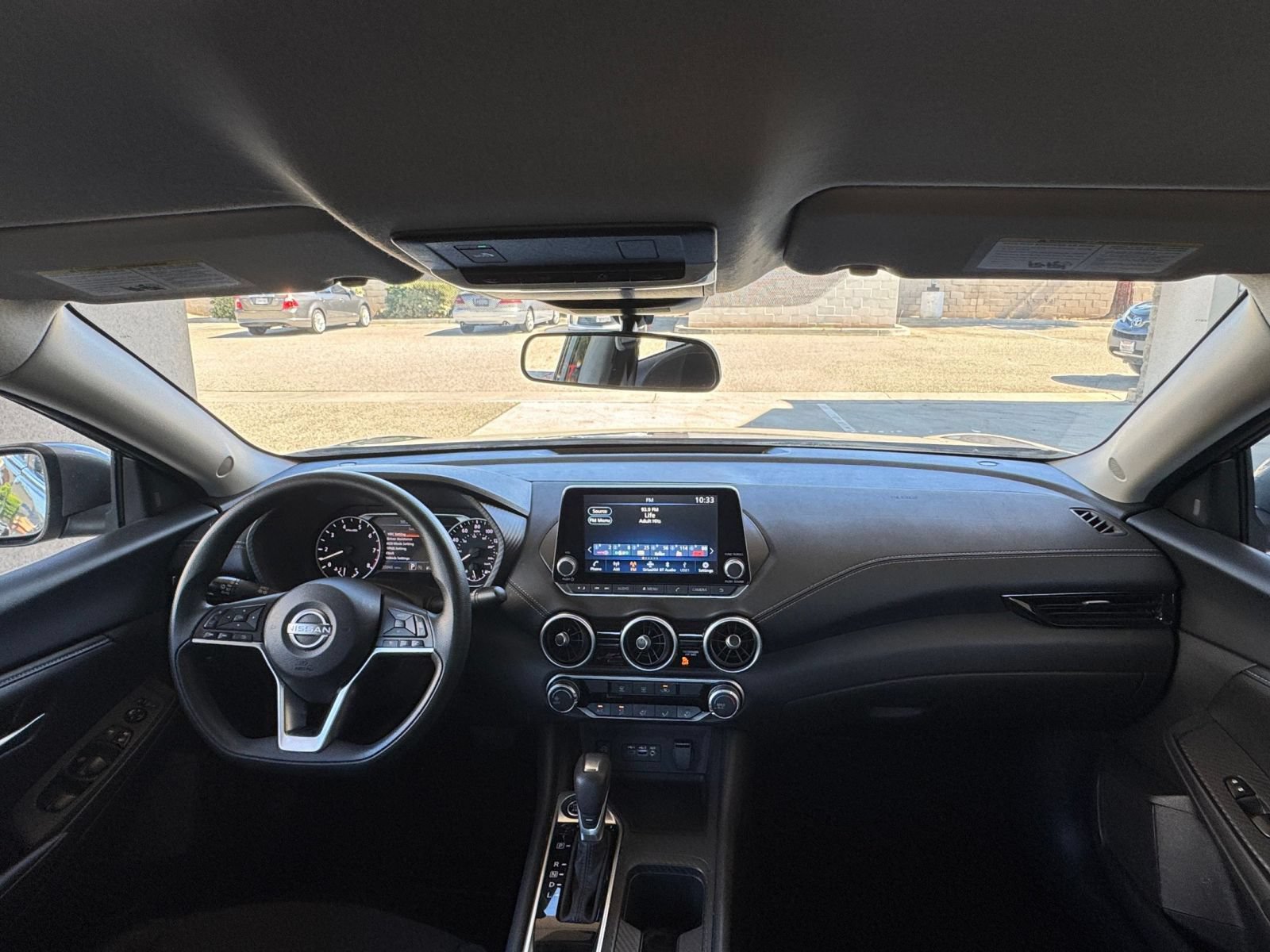 Used 2025 Nissan Sentra SV FWD image 31