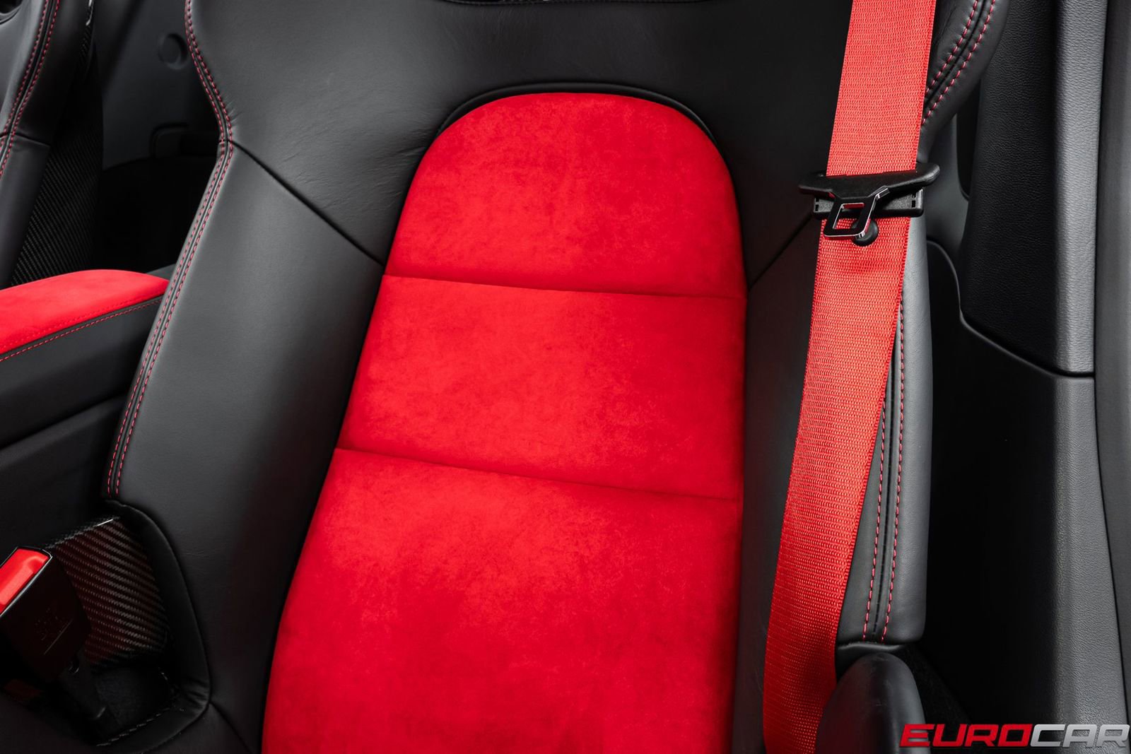 Used 2018 Porsche 911 GT2 RS image 50