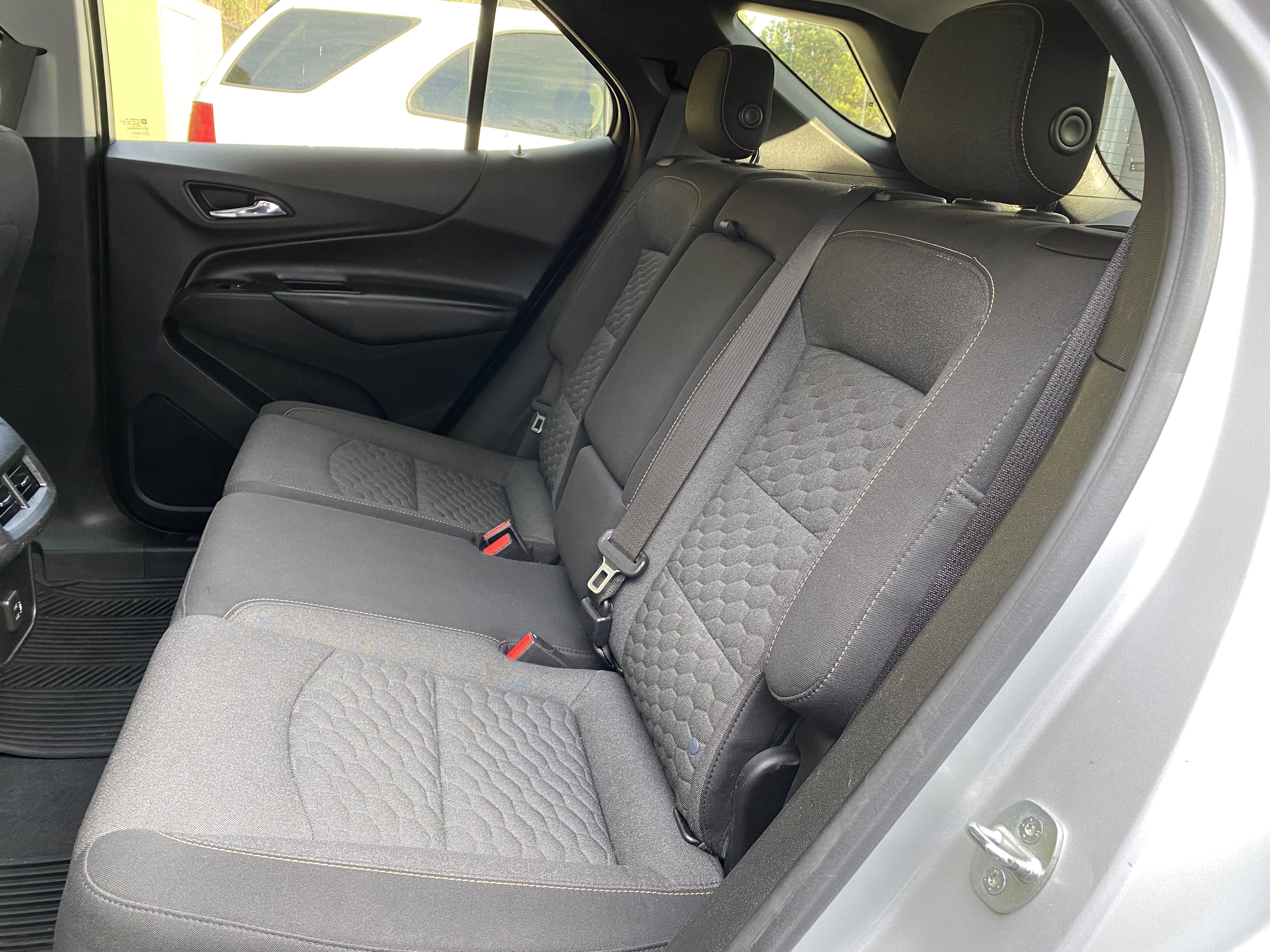 Used 2020 Chevrolet Equinox LT image 35