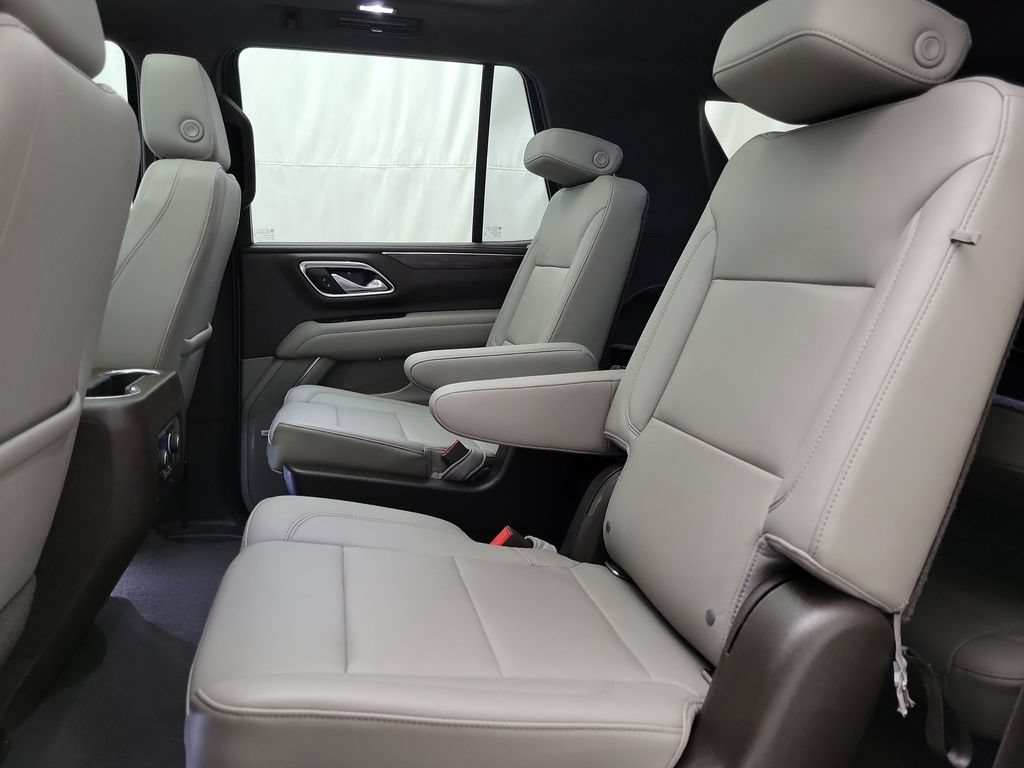 Certified 2021 Chevrolet Tahoe Z71 w/ Z71 Signature Package AWD/4WD image 12