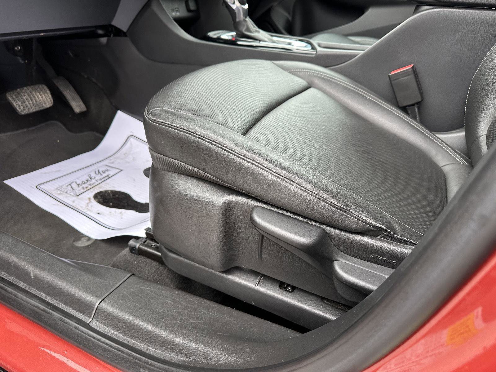 Used 2024 Buick Encore GX Sport Touring image 19