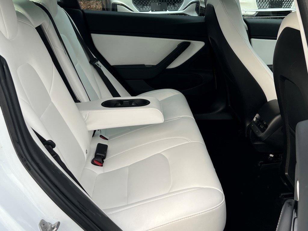 Used 2018 Tesla Model 3 Long Range image 13