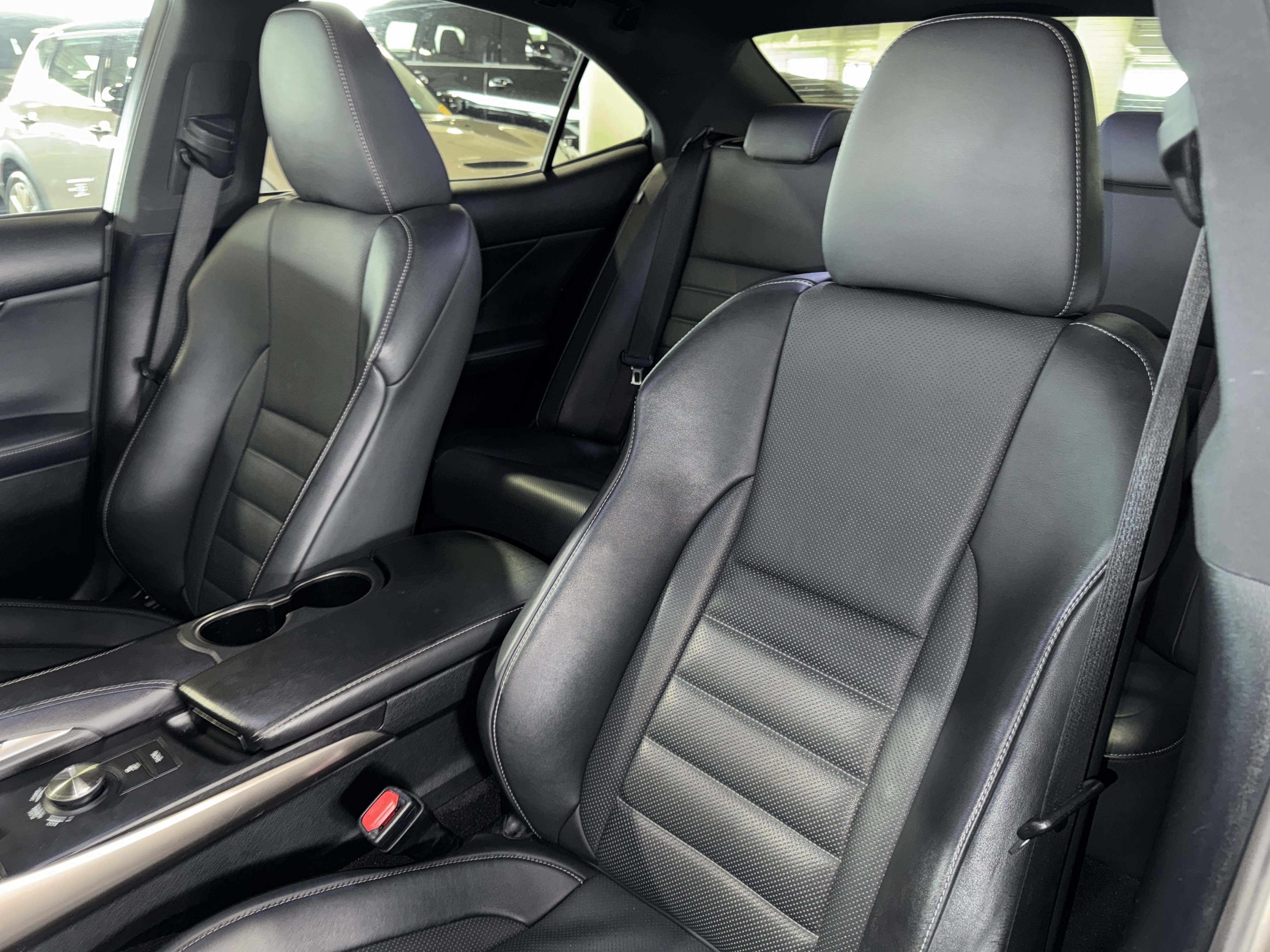 Used 2019 Lexus IS 300 F Sport w/ F Sport Package image 33