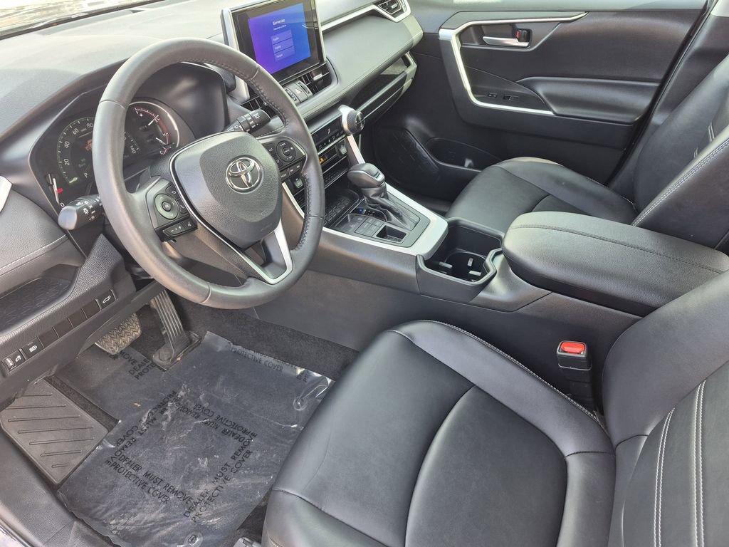 Used 2024 Toyota RAV4 XLE Premium image 11