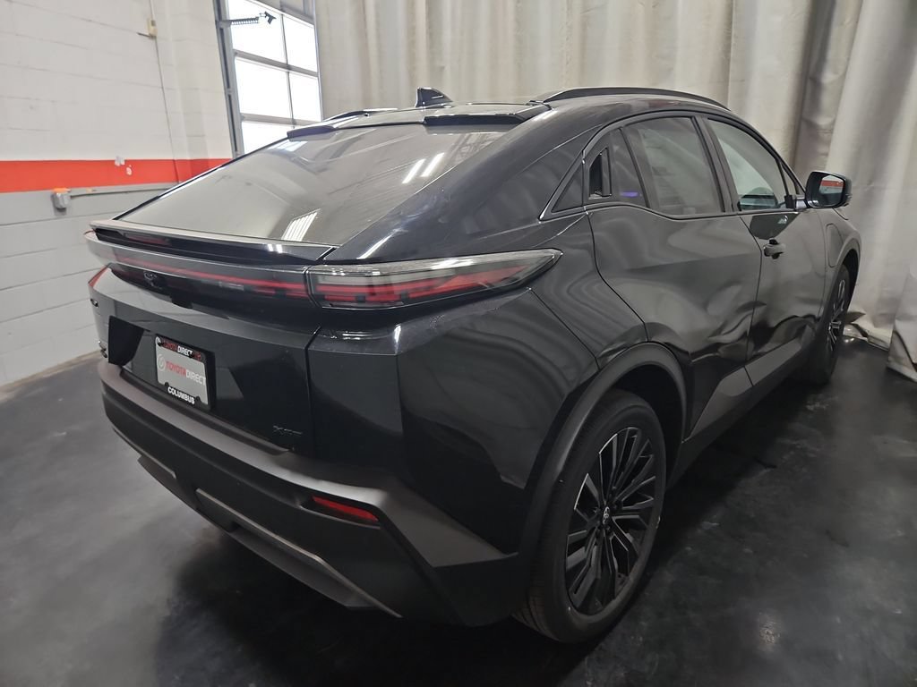 New 2026 Toyota C-HR AWD/4WD image 10
