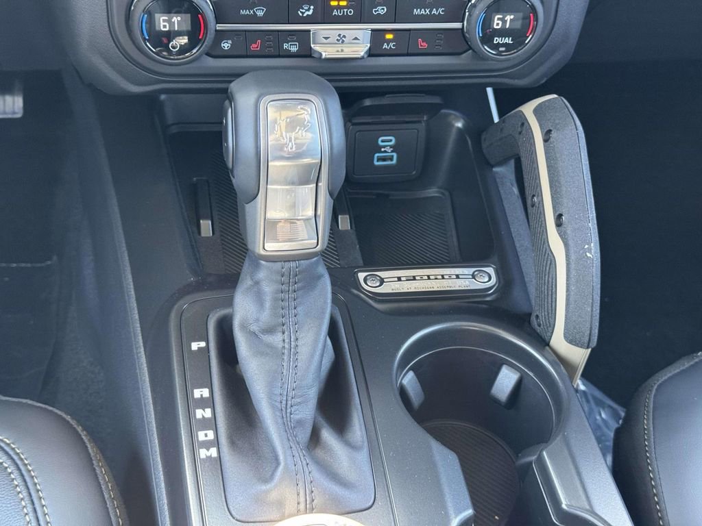 New 2025 Ford Bronco Badlands image 6