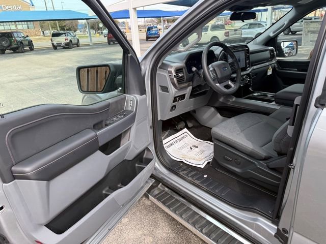 New 2026 Ford F150 XLT w/ XLT Chrome Appearance Package image 11
