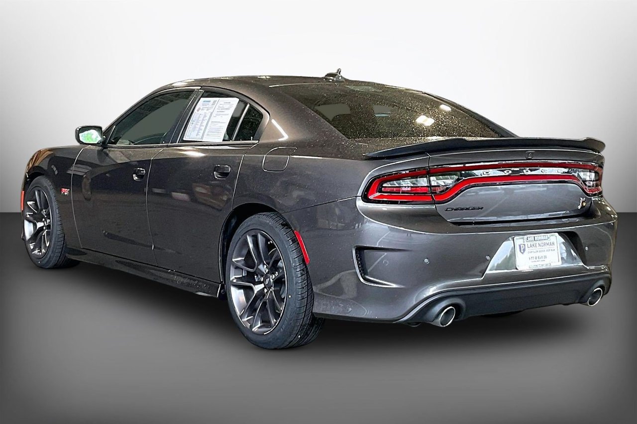 Certified 2022 Dodge Charger Scat Pack w/ Navigation & Travel Group RWD image 6