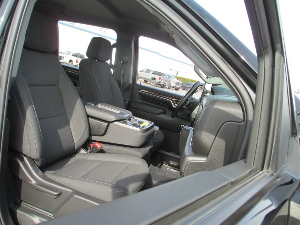 Used 2024 Chevrolet Silverado 2500 LT image 22