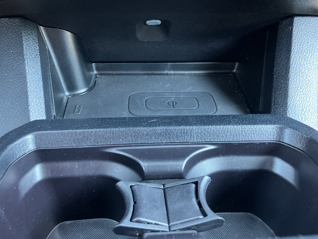 Used 2019 Toyota Tacoma TRD Off-Road w/ Technology Package AWD/4WD image 23