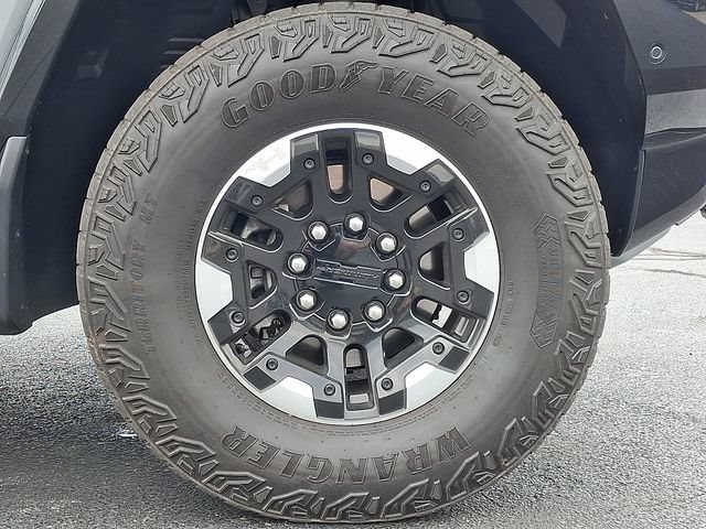 Used 2024 GMC Hummer EV 2X w/ Extreme Off-Road Package AWD/4WD image 8