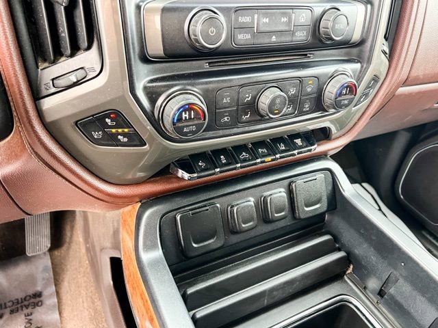 Used 2015 Chevrolet Silverado 2500 High Country w/ Duramax Plus Package image 18