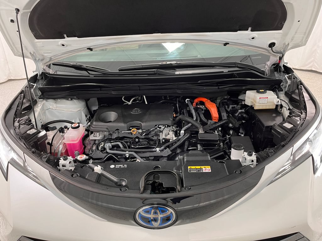 Used 2021 Toyota Sienna Limited AWD/4WD image 29
