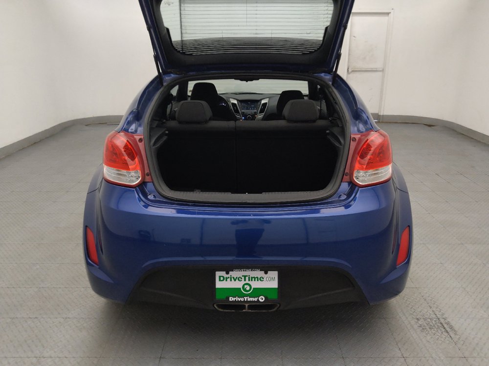 Used 2017 Hyundai Veloster Value Edition FWD image 29