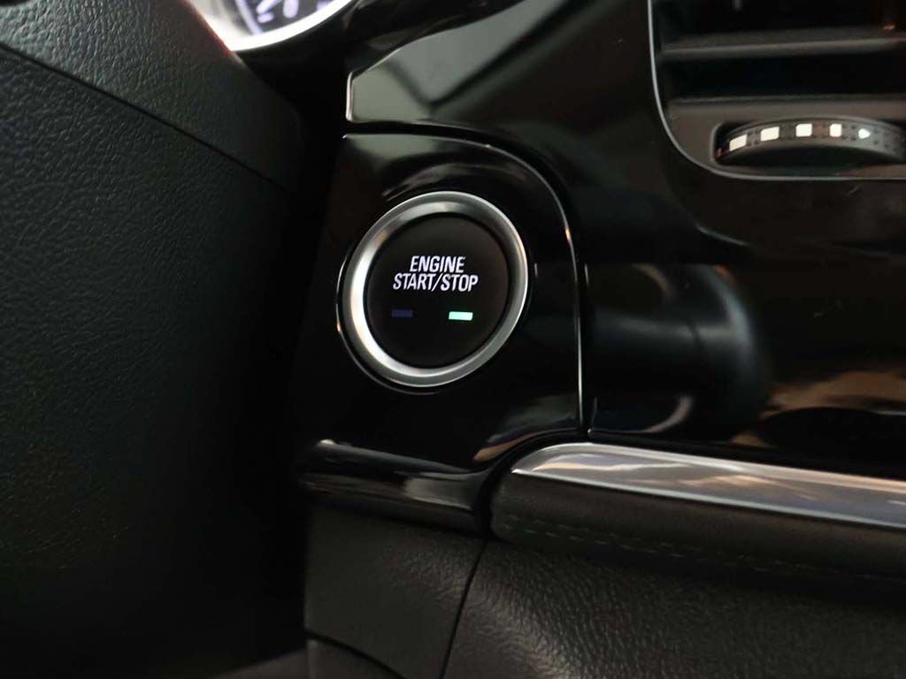 Used 2020 Buick Encore Preferred w/ Safety Package FWD image 37