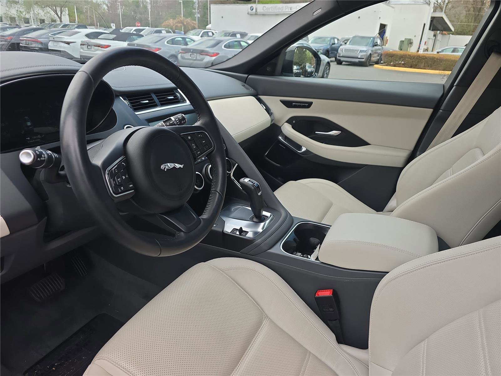 Used 2020 Jaguar E-PACE SE image 18