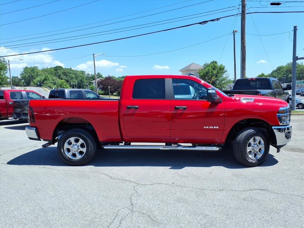 Used 2026 RAM 2500 Big Horn AWD/4WD image 3