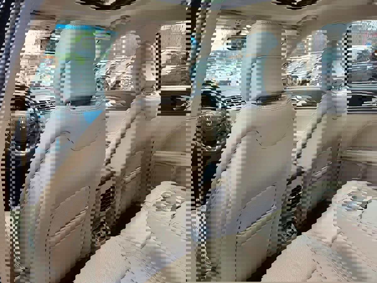 Used 2017 Lincoln MKZ Reserve image 24