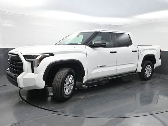 Used 2024 Toyota Tundra SR5 w/ SR5 Convenience Package image 5