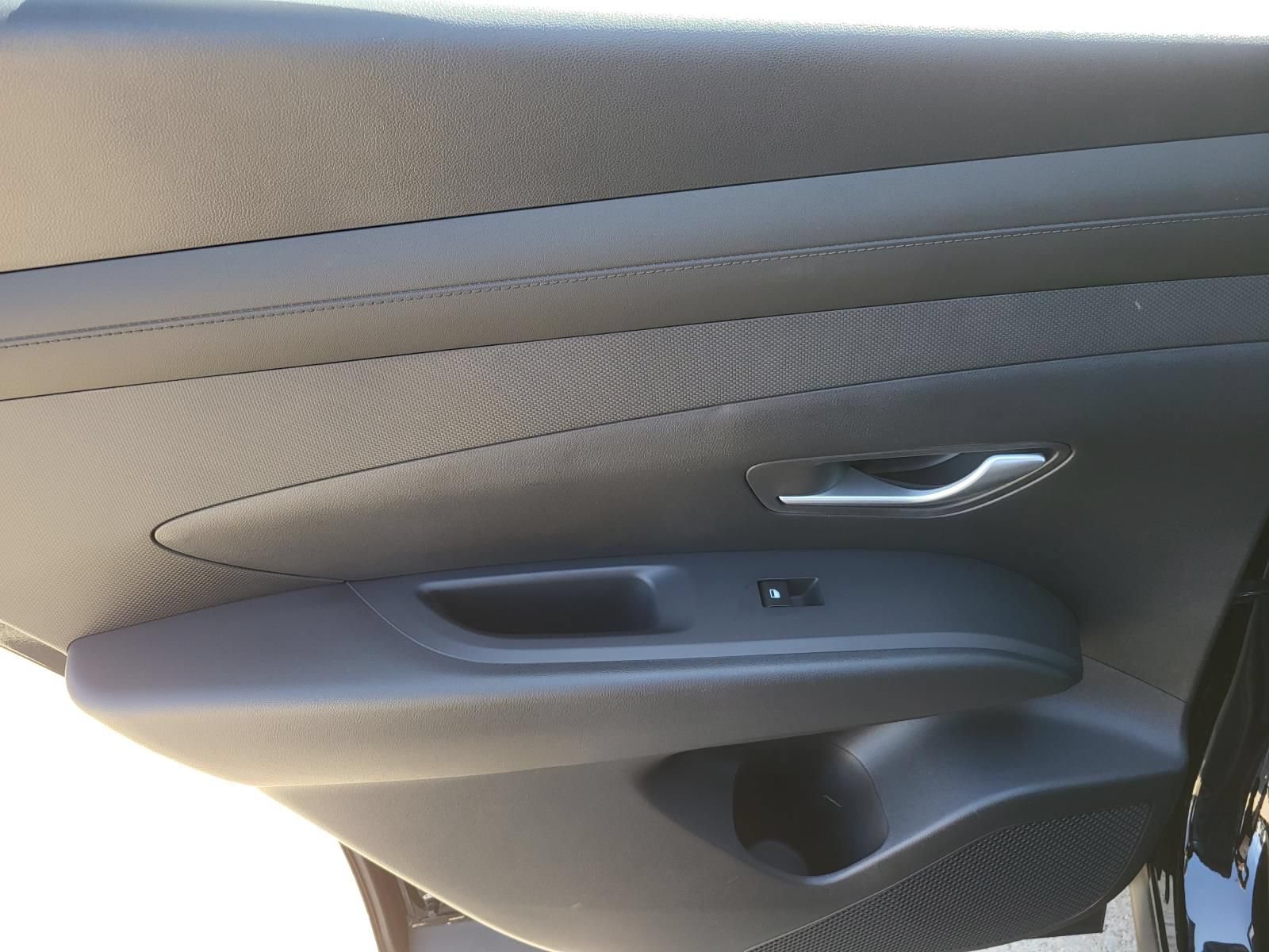New 2026 Hyundai Tucson SE FWD image 9