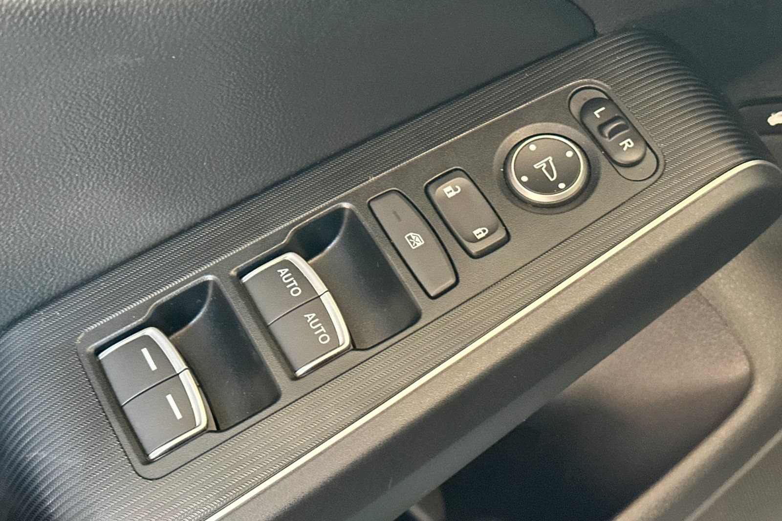 Used 2024 Honda Civic Touring image 12