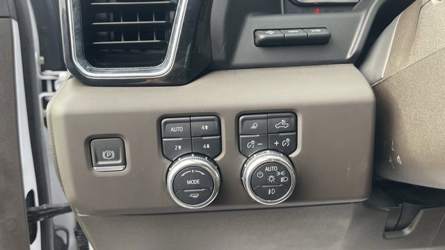 Used 2024 GMC Sierra 2500 Denali w/ Technology Package image 13