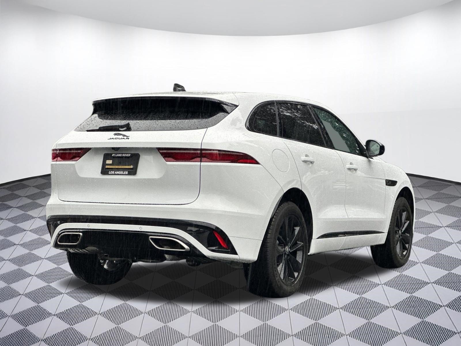 Used 2025 Jaguar F-PACE R-Dynamic S AWD/4WD image 7